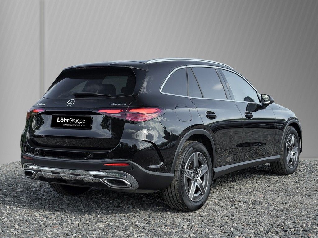 Mercedes-Benz GLC 300 2025 г. Чёрный, пробег 9083 км