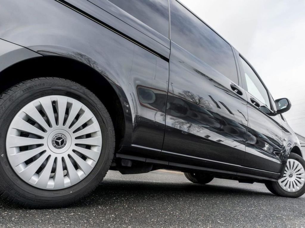 Mercedes-Benz Vito 2025 г. Серый, пробег 17350 км