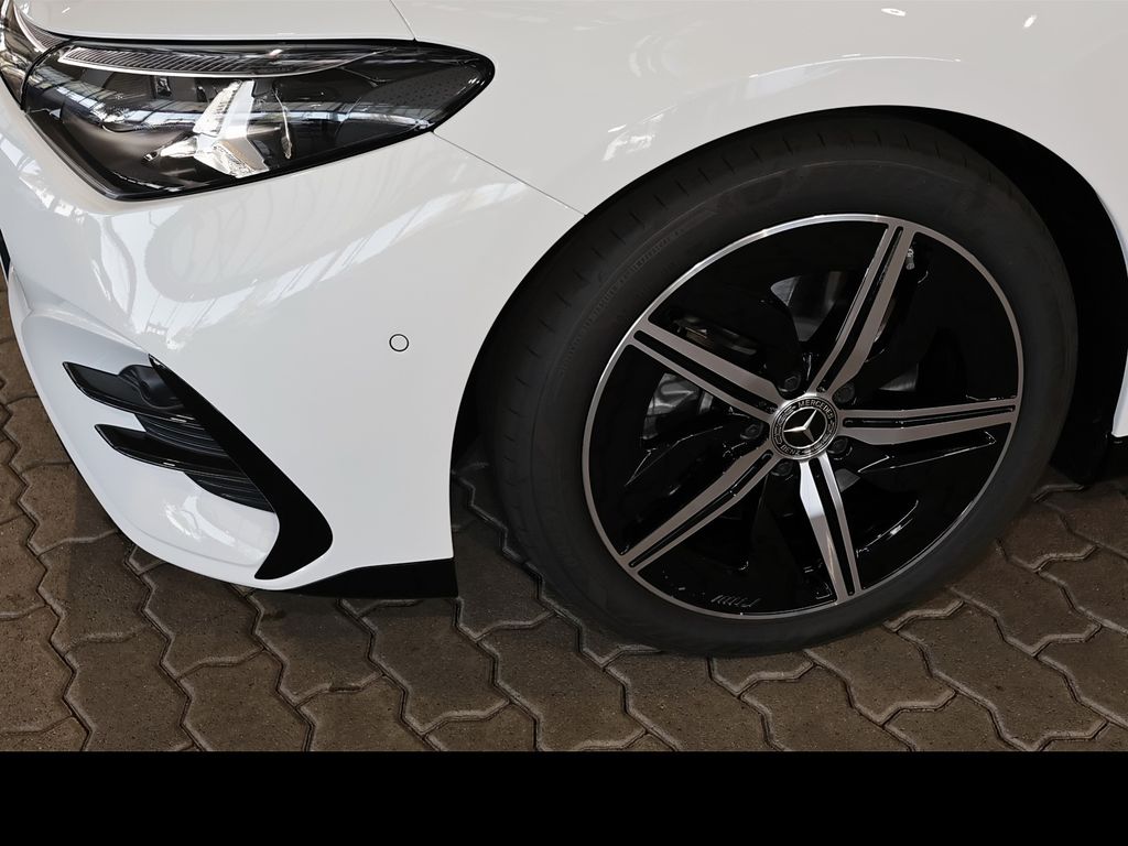 Mercedes-Benz CLA 200 2026 г. Белый, пробег 10000 км
