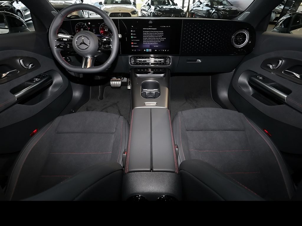 Mercedes-Benz CLA 200 2026 г. Белый, пробег 10000 км