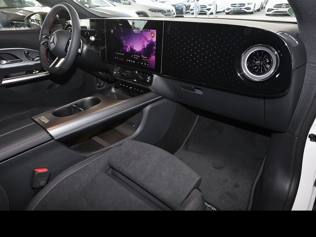 Mercedes-Benz CLA 200 2026 г. Белый, пробег 10000 км