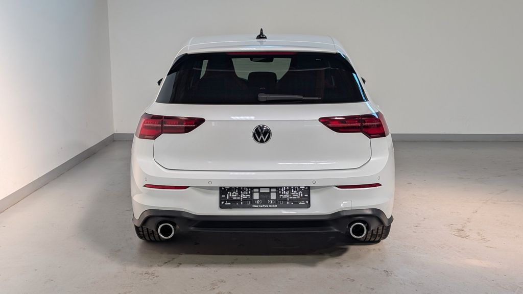 Volkswagen Golf 2022 г. Белый, пробег 46399 км