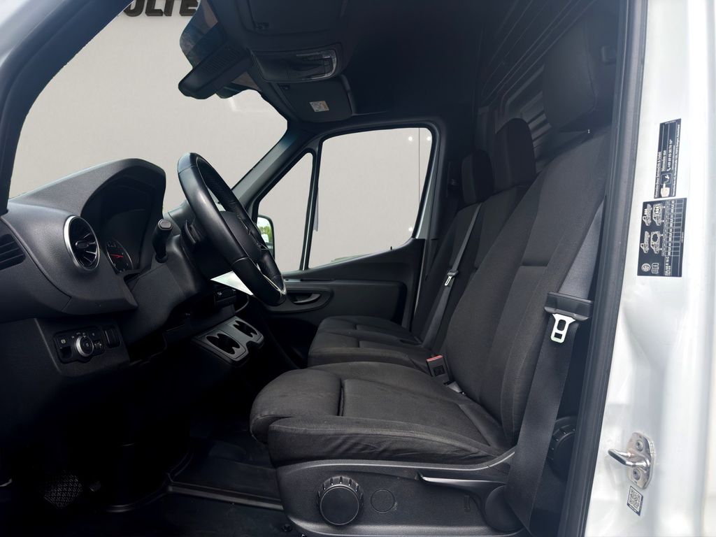 Mercedes-Benz SPRINTER 2025 г. Белый, пробег 45247 км