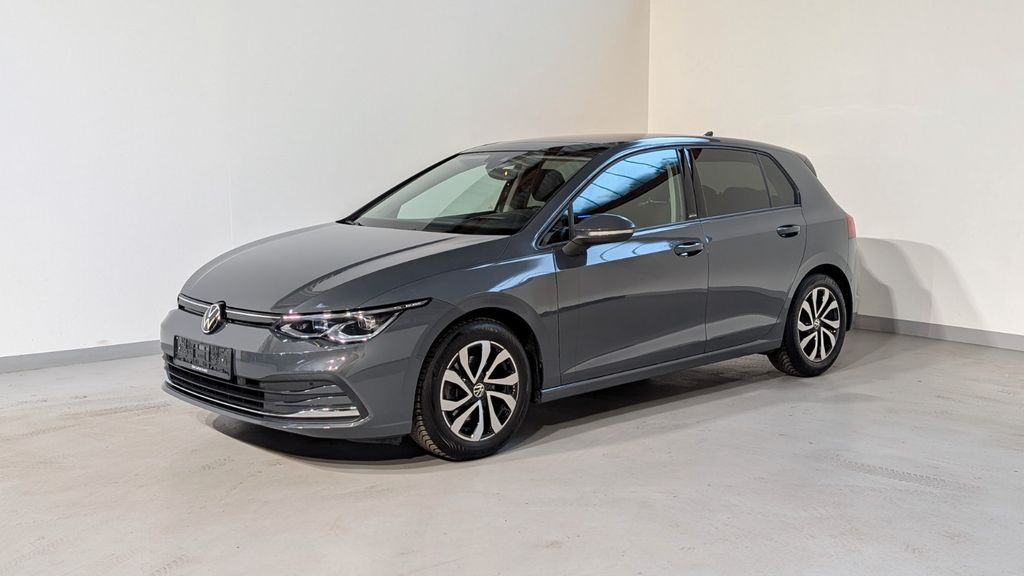 Volkswagen Golf 2022 г. Серый, пробег 55100 км