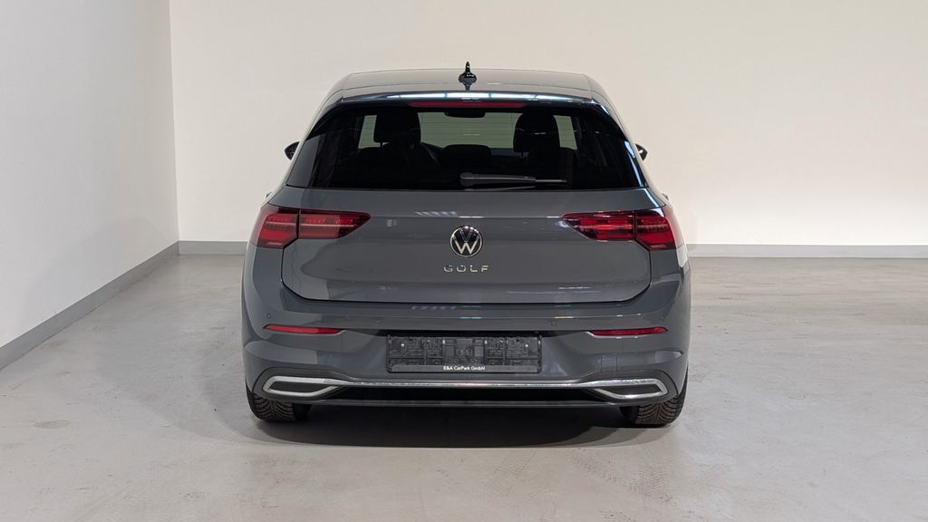 Volkswagen Golf 2022 г. Серый, пробег 55100 км