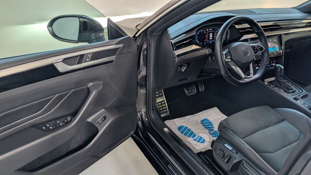 Volkswagen Arteon 2022 г. Серый, пробег 51180 км