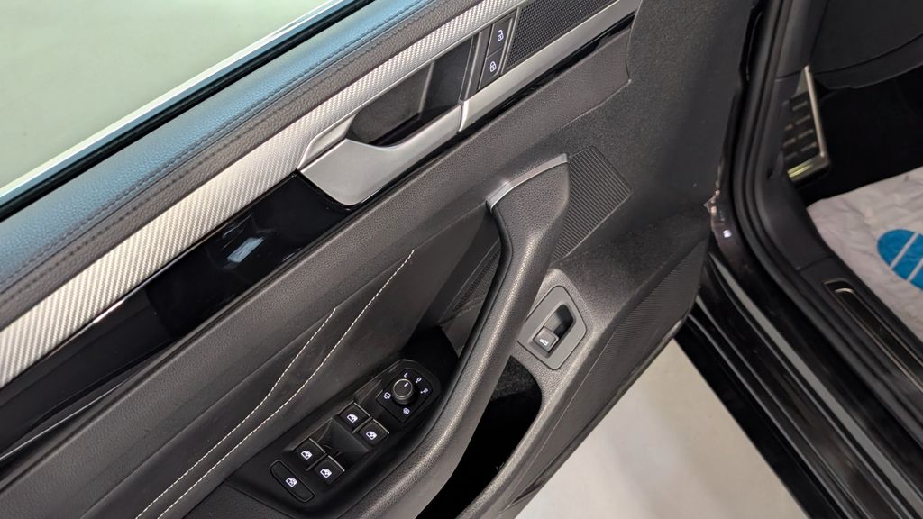 Volkswagen Arteon 2022 г. Серый, пробег 51180 км