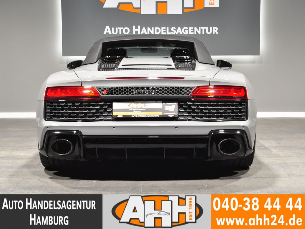 Audi R8 2021 г. Серый, пробег 49701 км