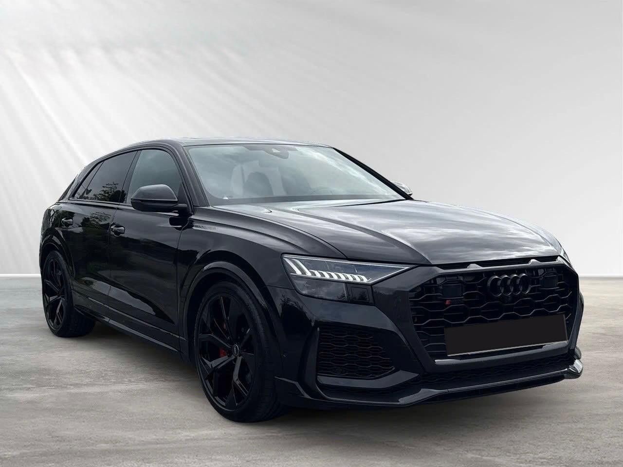 Audi RSQ8 2024 г. Чёрный, пробег 42000 км