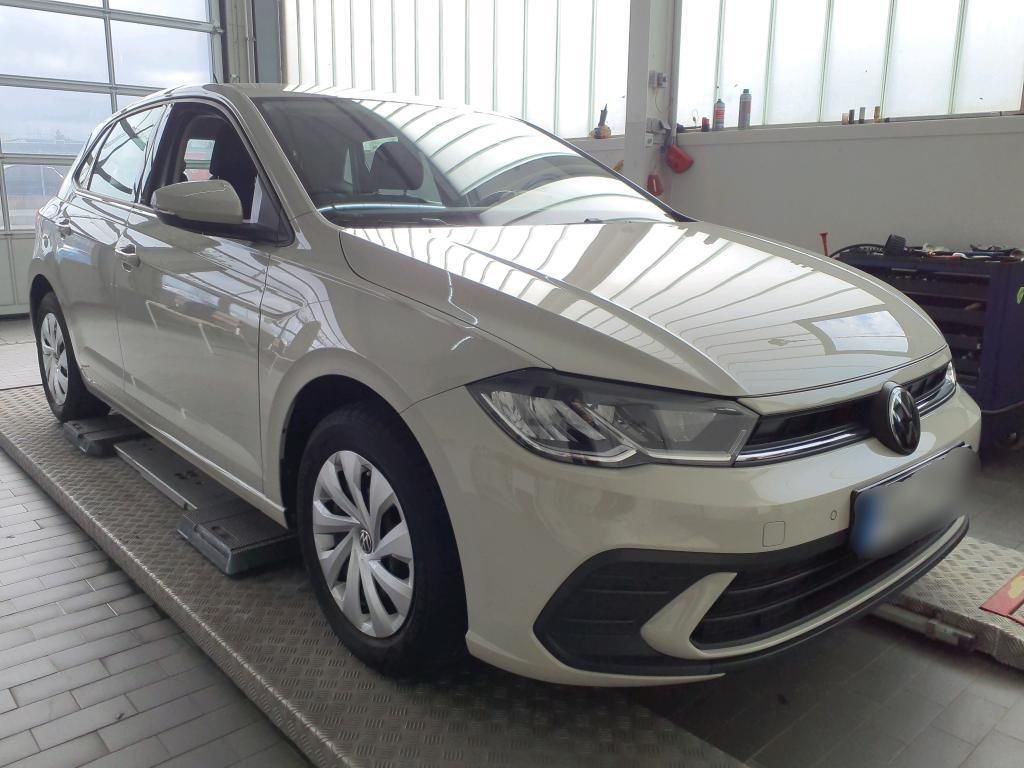 Volkswagen Polo 2023 г. Серый, пробег 22778 км