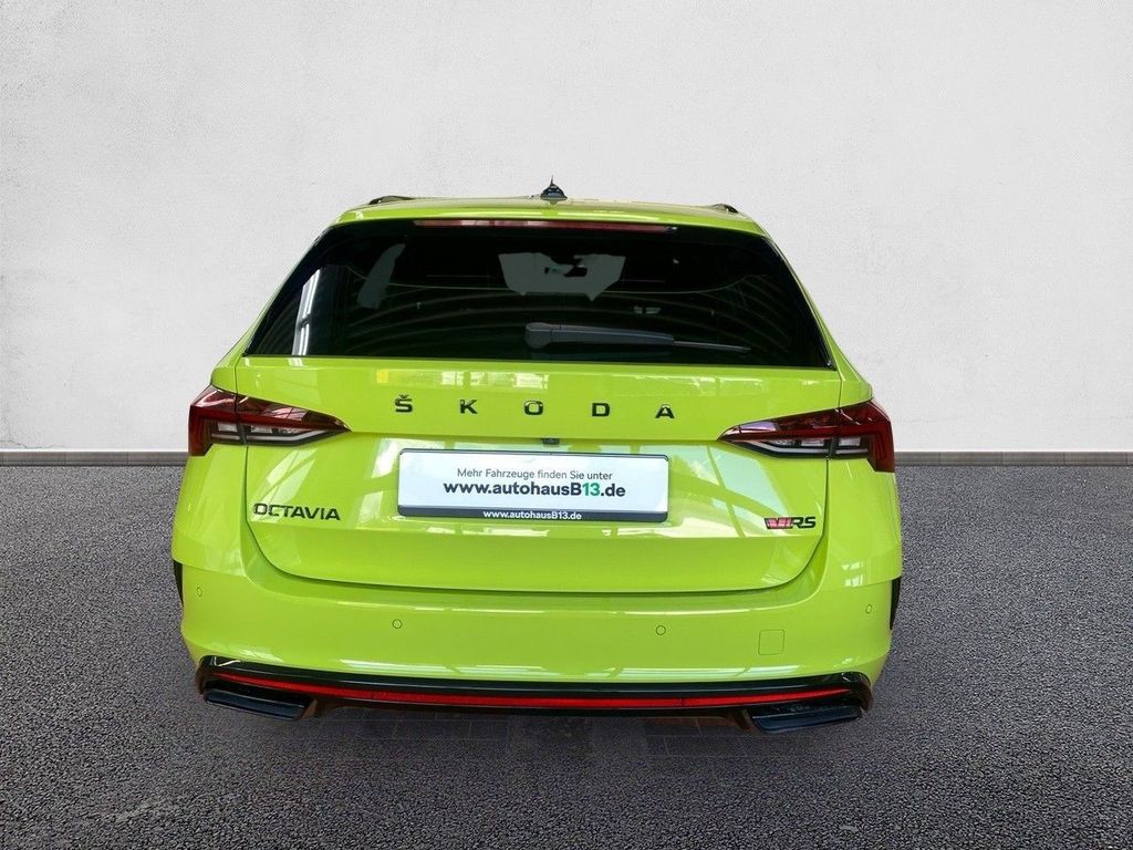Skoda Octavia 2023 г. Зелёный, пробег 29700 км