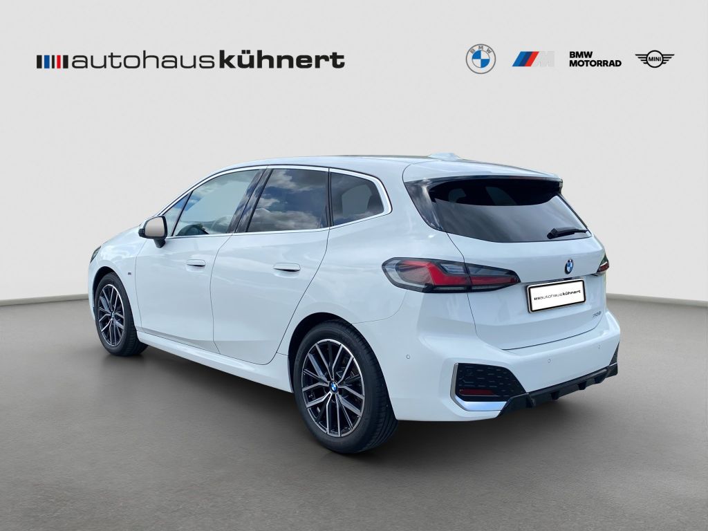 BMW 223 ACTIVE TOURER 2023 г. Белый, пробег 23384 км
