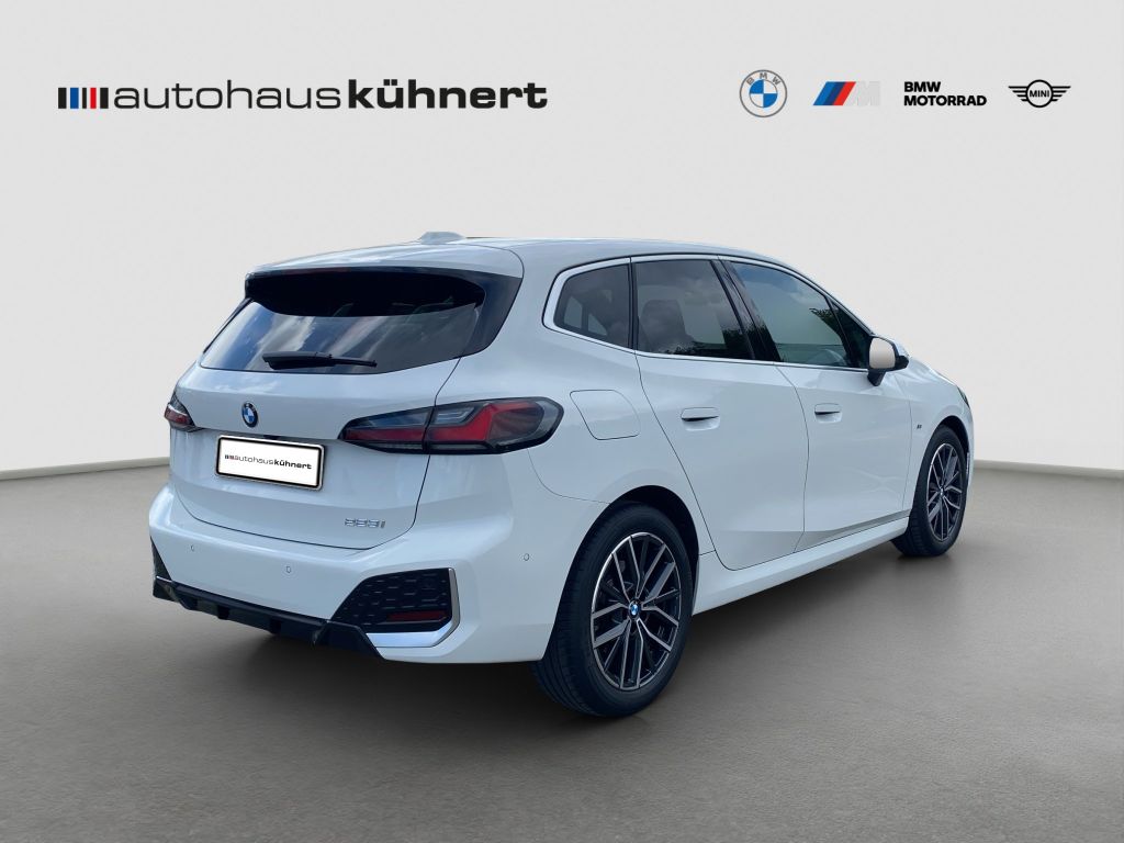 BMW 223 ACTIVE TOURER 2023 г. Белый, пробег 23384 км