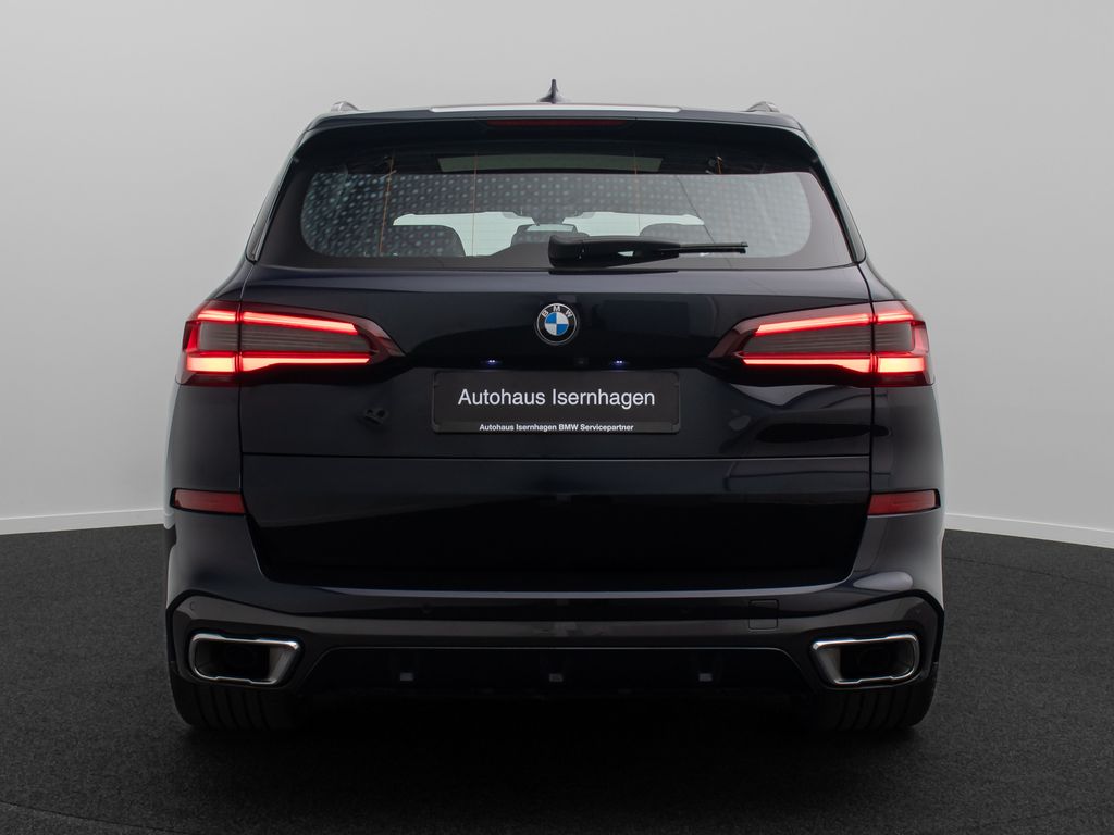 BMW X5 2023 г. Чёрный, пробег 25923 км