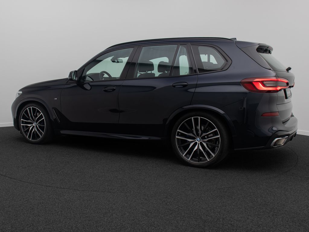 BMW X5 2023 г. Чёрный, пробег 25923 км