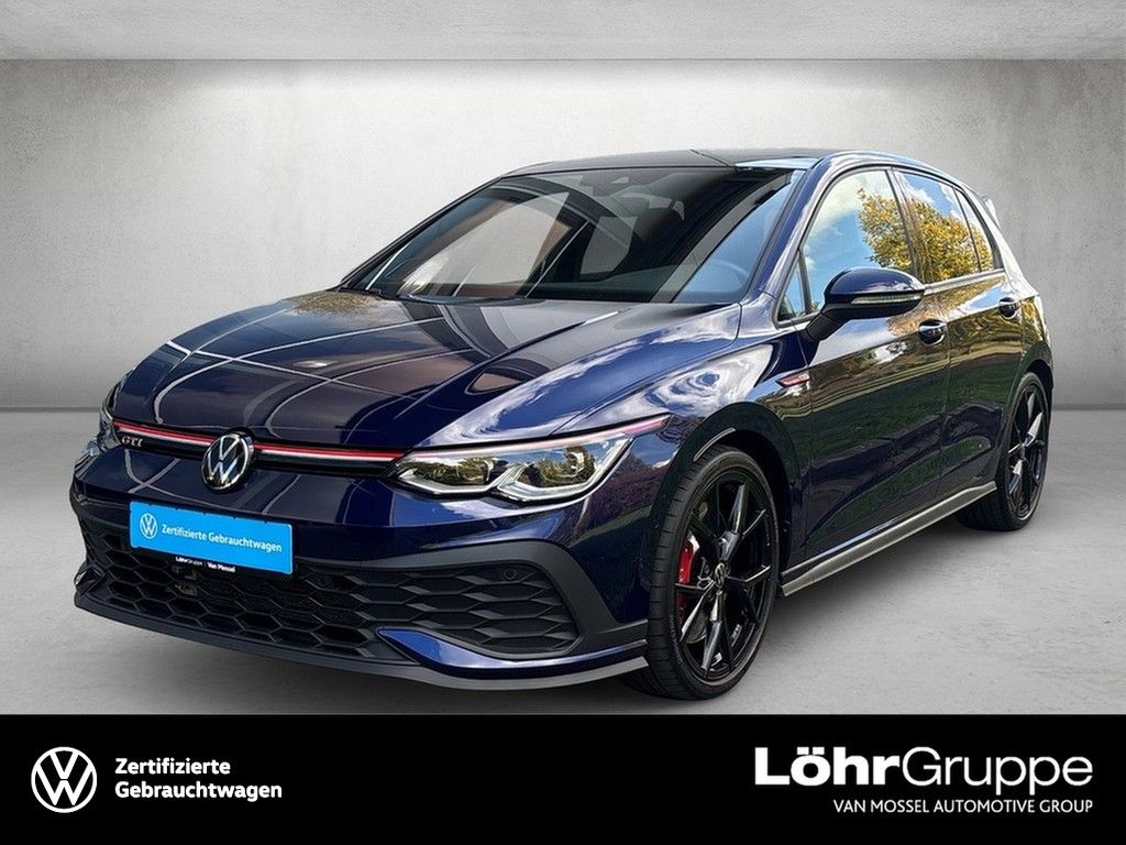 Volkswagen Golf 2023 г. Синий, пробег 32177 км