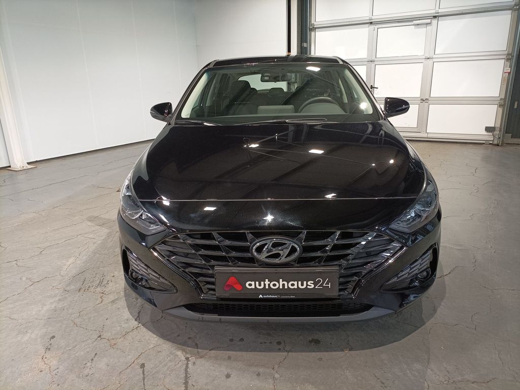 Hyundai i30 2023 г. Чёрный, пробег 40318 км