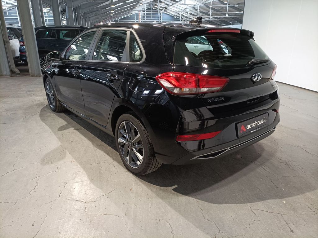 Hyundai i30 2023 г. Чёрный, пробег 40318 км