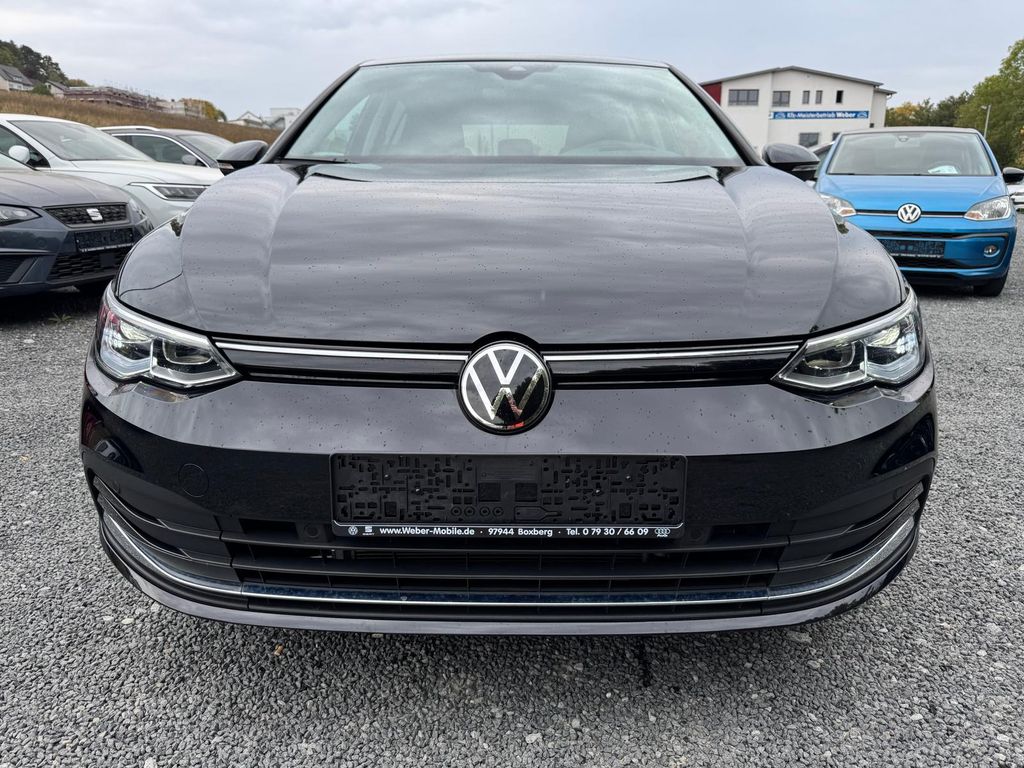 Volkswagen Golf 2023 г. Чёрный, пробег 35702 км