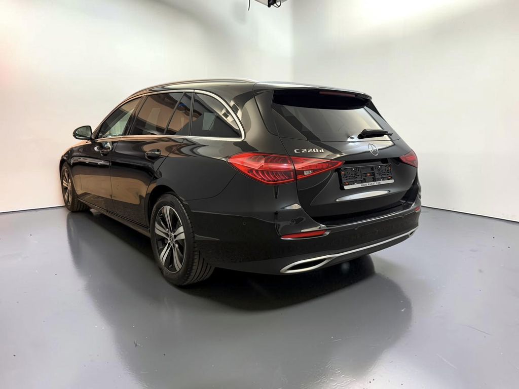 Mercedes-Benz C 220 2024 г. Чёрный, пробег 55000 км