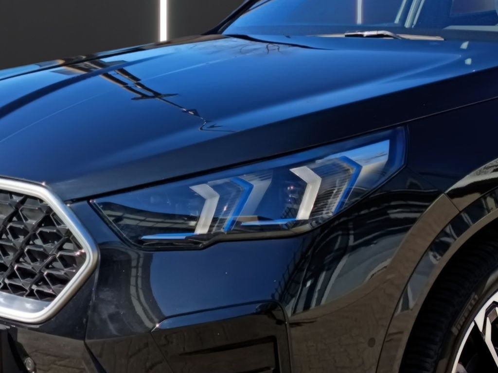BMW X2 2025 г. Чёрный, пробег 25366 км