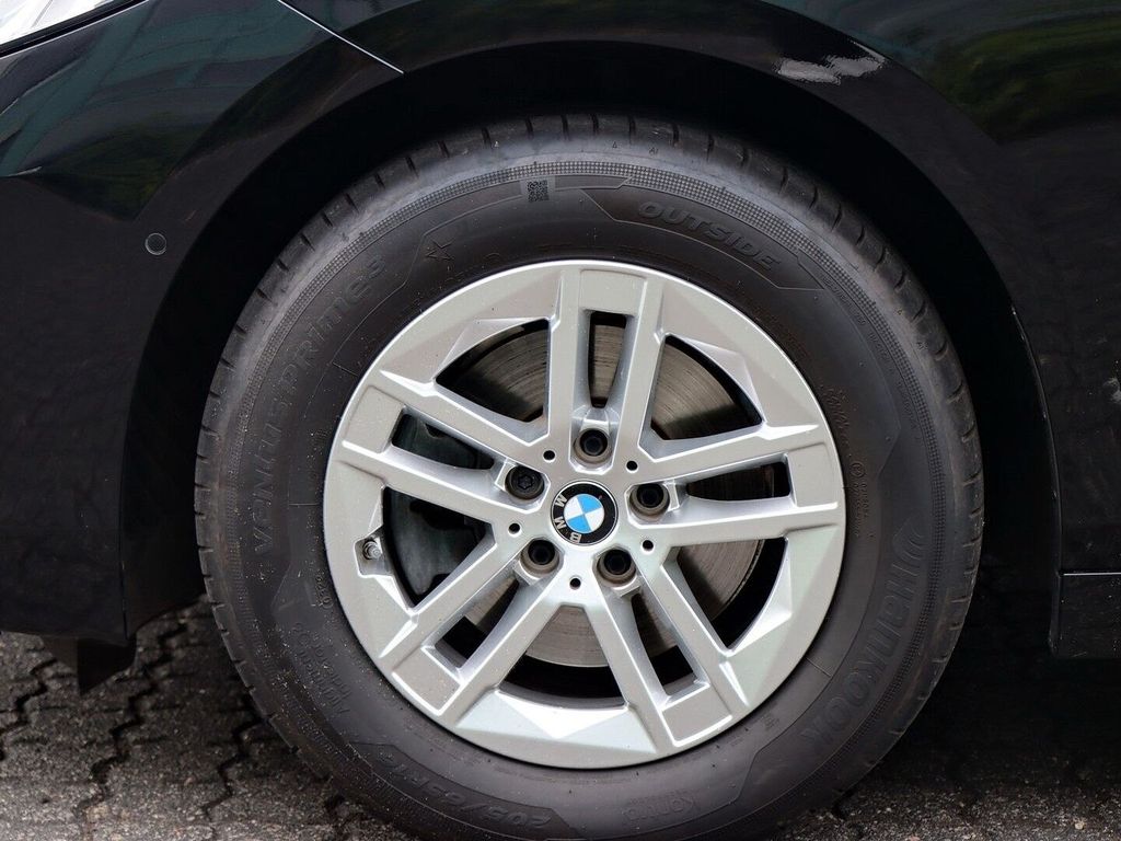 BMW 218 ACTIVE TOURER 2022 г. Чёрный, пробег 21995 км