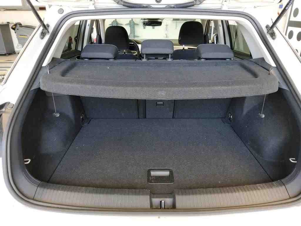 Volkswagen T-Roc 2023 г. Серый, пробег 52800 км