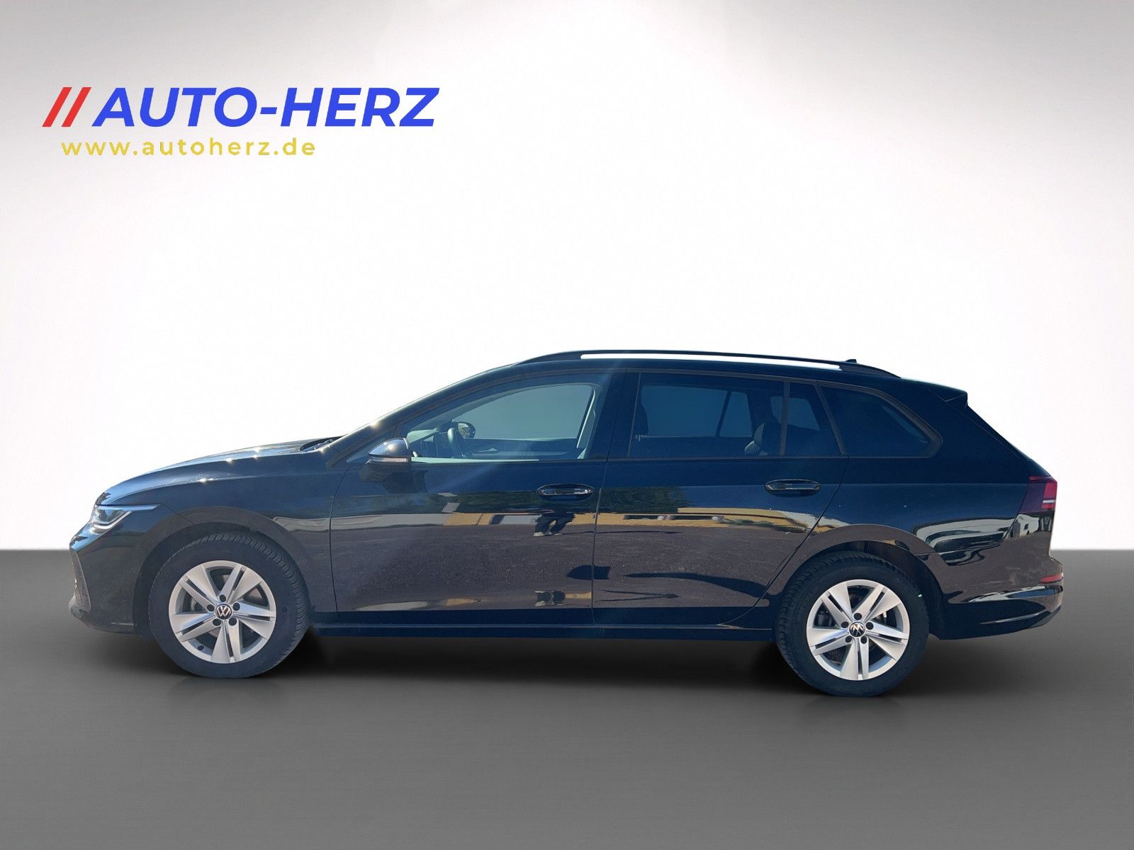 Volkswagen Golf 2025 г. Чёрный, пробег 32223 км