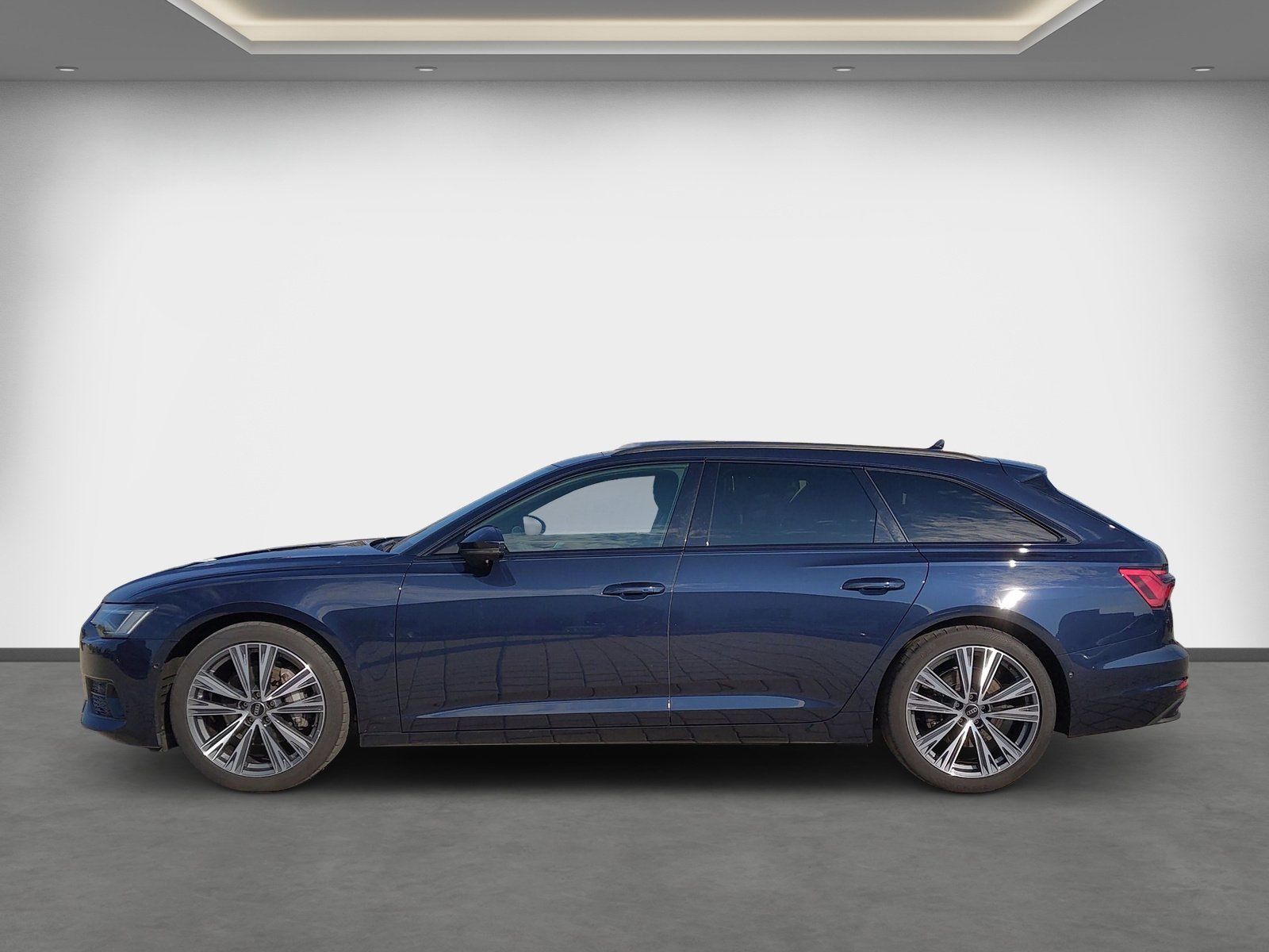 Audi A6 2023 г. Синий, пробег 52400 км