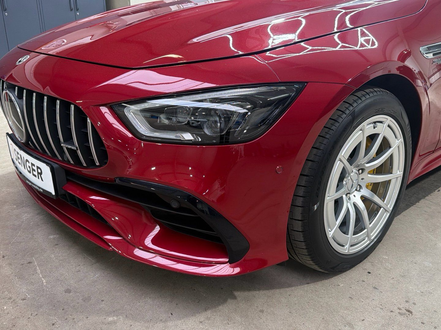 Mercedes-Benz AMG GT 2022 г. Красный, пробег 23040 км