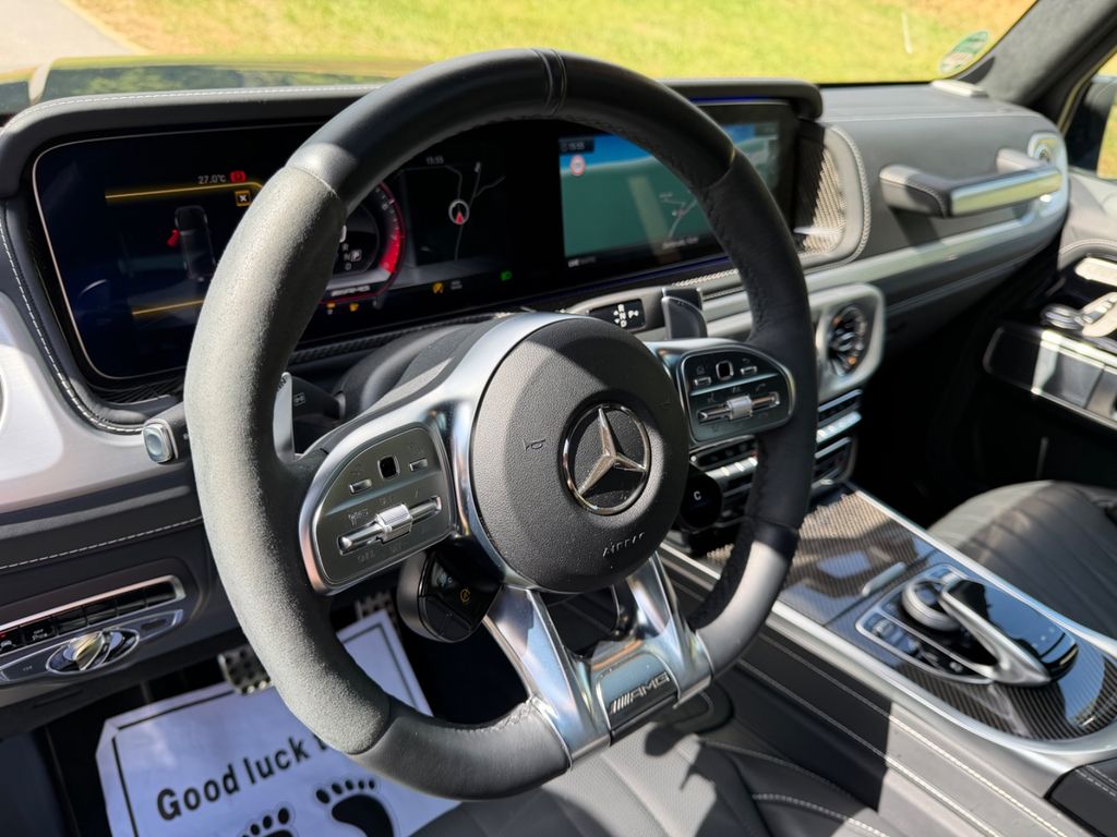 Mercedes-Benz G 63 AMG 2023 г. Чёрный, пробег 29500 км