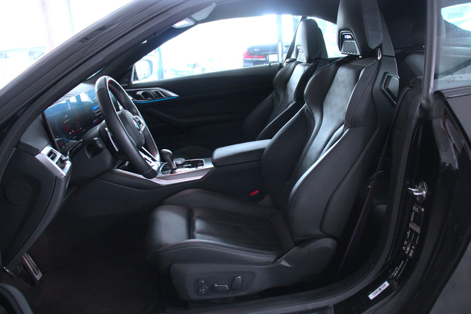 BMW M4 2026 г. Чёрный, пробег 25400 км