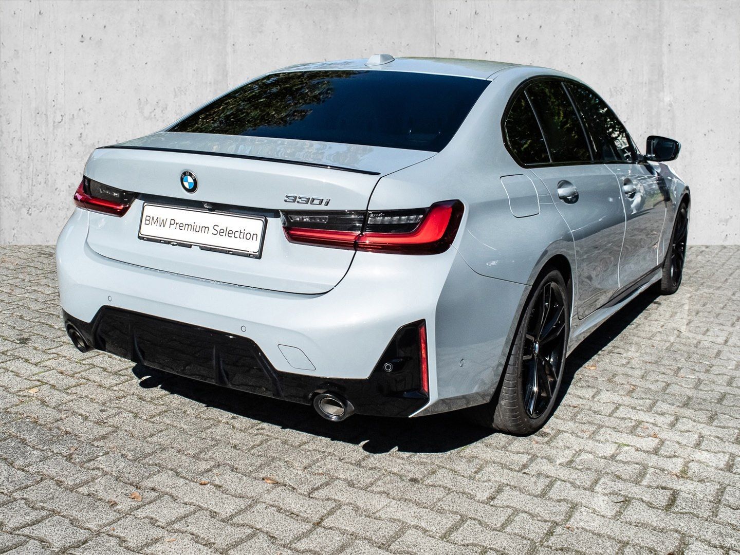 BMW 330 2024 г. Серебристый, пробег 20415 км