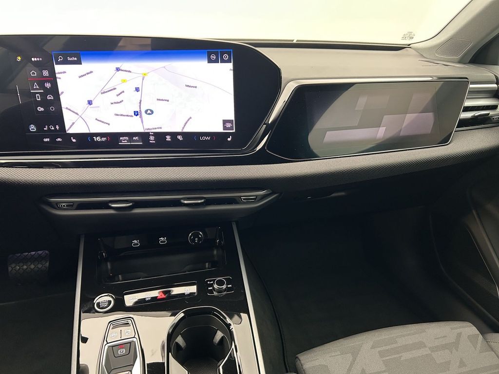 Audi A6 2026 г. Чёрный, пробег 28497 км