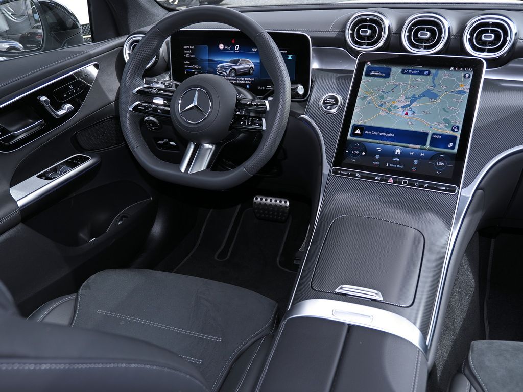 Mercedes-Benz GLC 220 2025 г. Белый, пробег 8267 км
