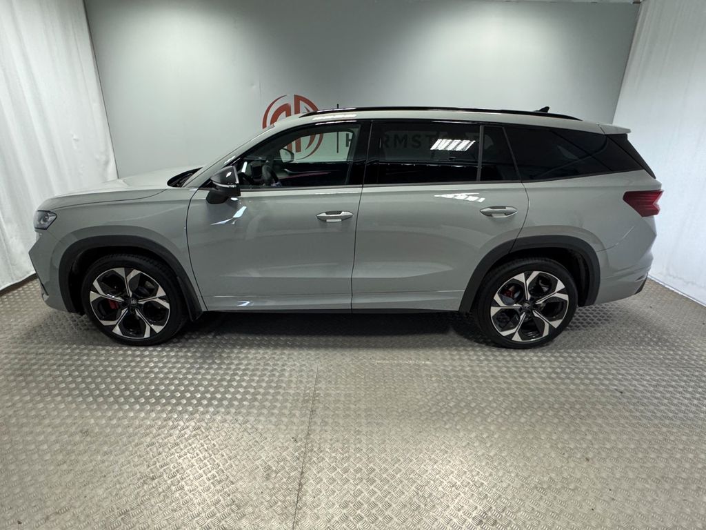Skoda Kodiaq 2026 г. Серый, пробег 1000 км