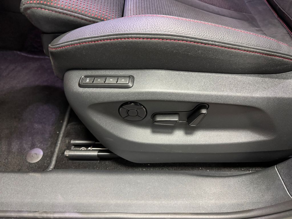 Skoda Kodiaq 2026 г. Серый, пробег 1000 км