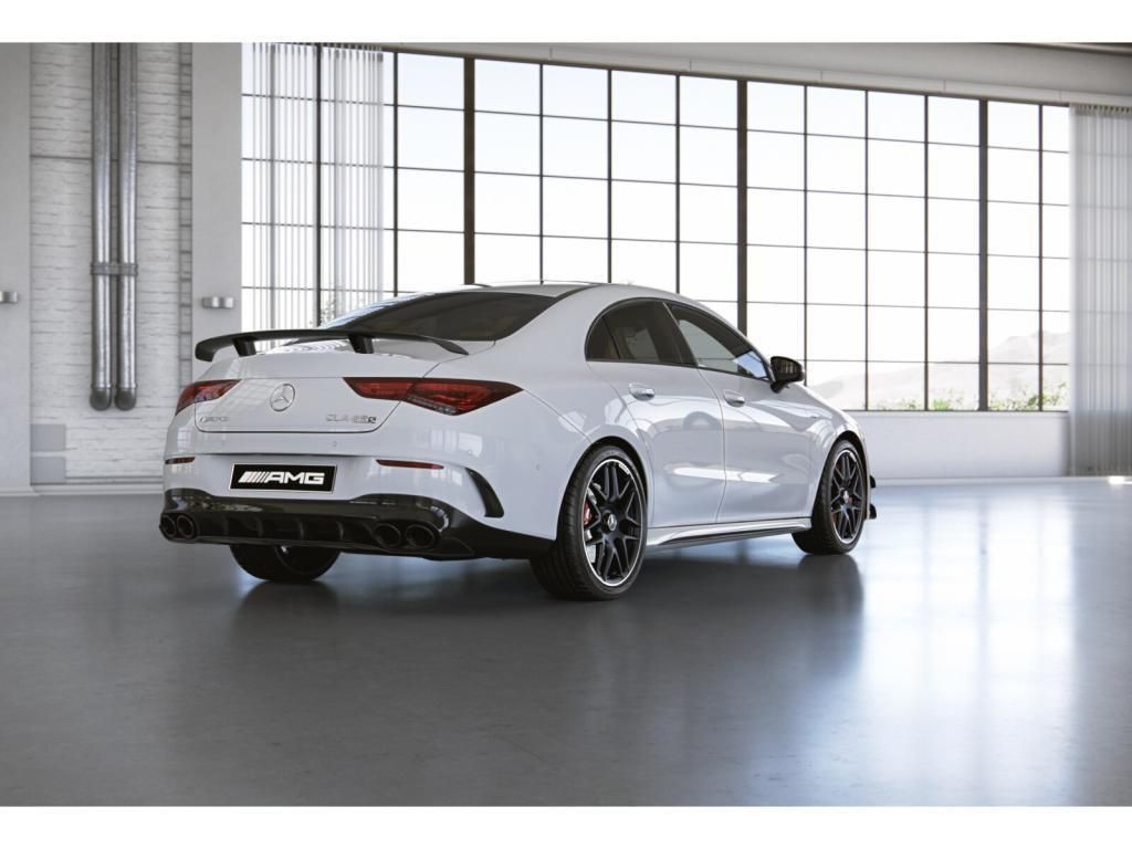 Mercedes-Benz State Glow 2022 г. Белый, пробег 58670 км