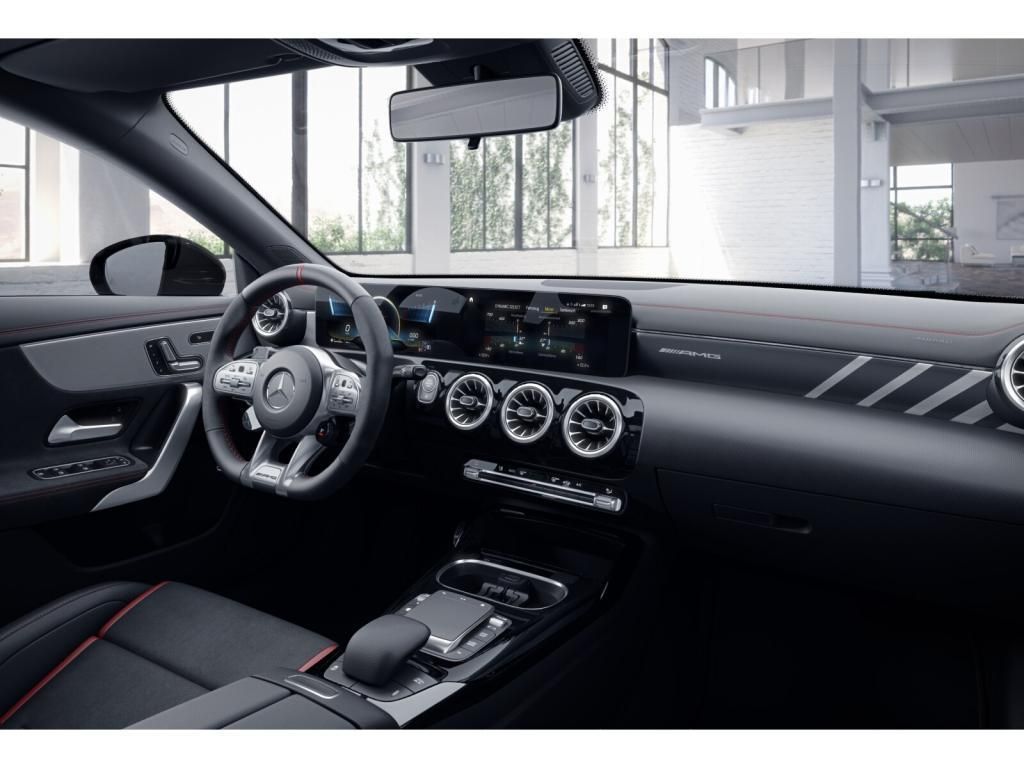 Mercedes-Benz State Glow 2022 г. Белый, пробег 58670 км