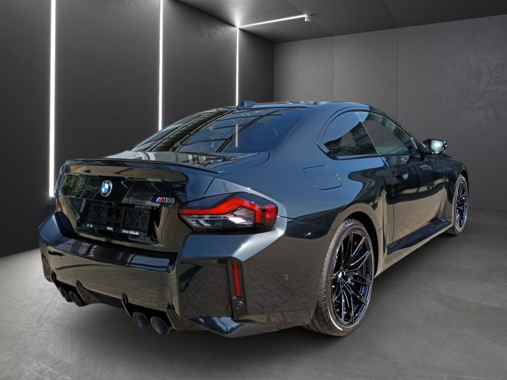 BMW M2 2025 г. Чёрный, пробег 6912 км
