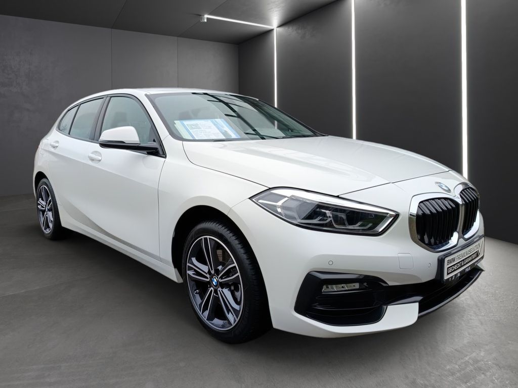 BMW 118 2022 г. Белый, пробег 25339 км