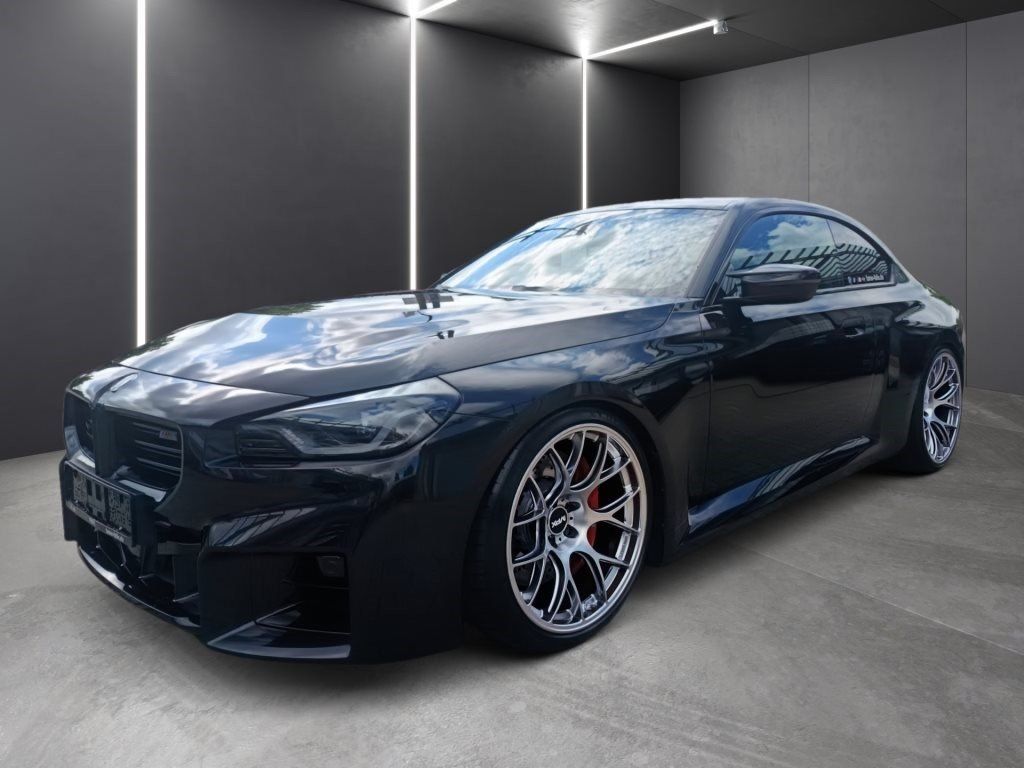 BMW M2 2026 г. Чёрный, пробег 9990 км