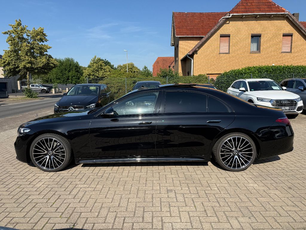Mercedes-Benz S 450 2024 г. Чёрный, пробег 32852 км