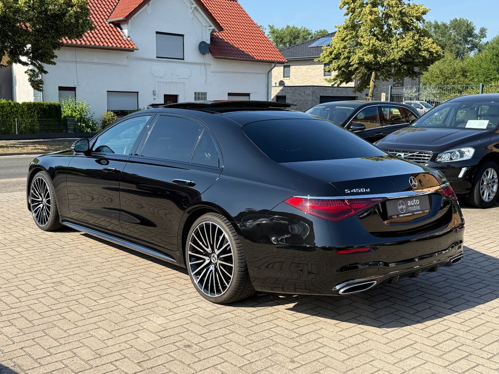 Mercedes-Benz S 450 2024 г. Чёрный, пробег 32852 км
