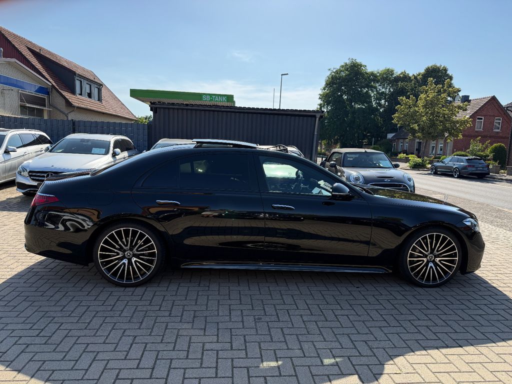 Mercedes-Benz S 450 2024 г. Чёрный, пробег 32852 км