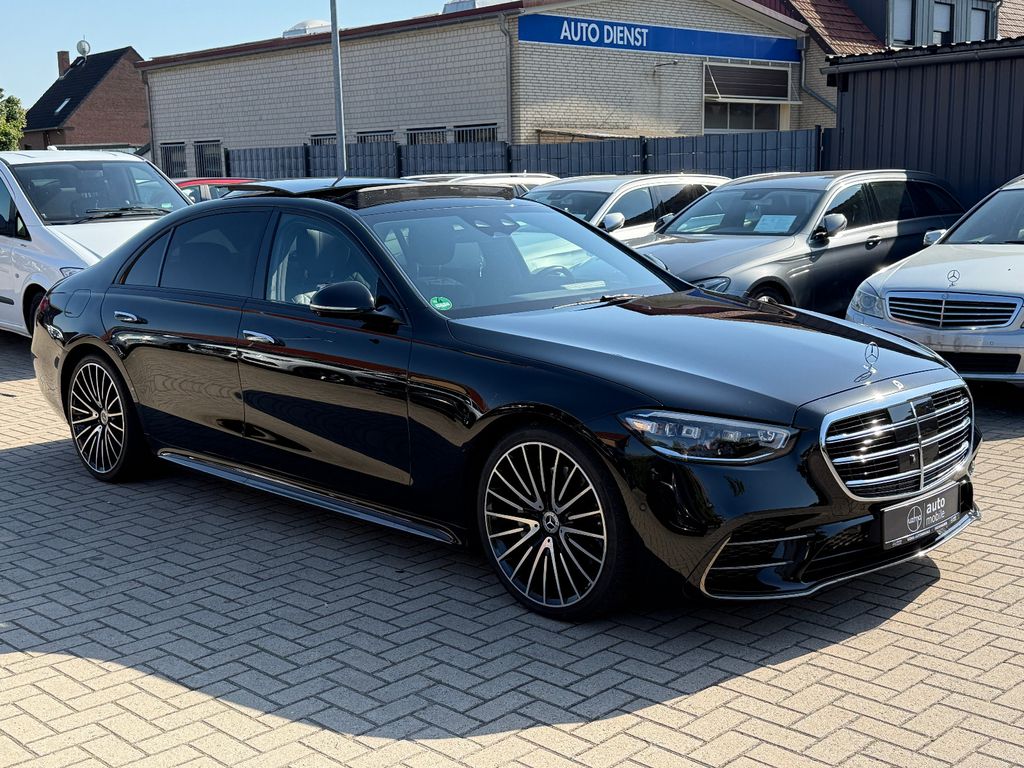 Mercedes-Benz S 450 2024 г. Чёрный, пробег 32852 км