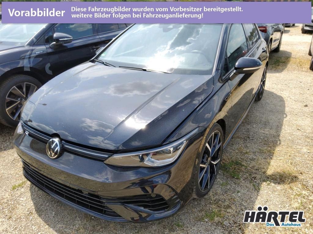 Volkswagen Golf 2023 г. Чёрный, пробег 44900 км