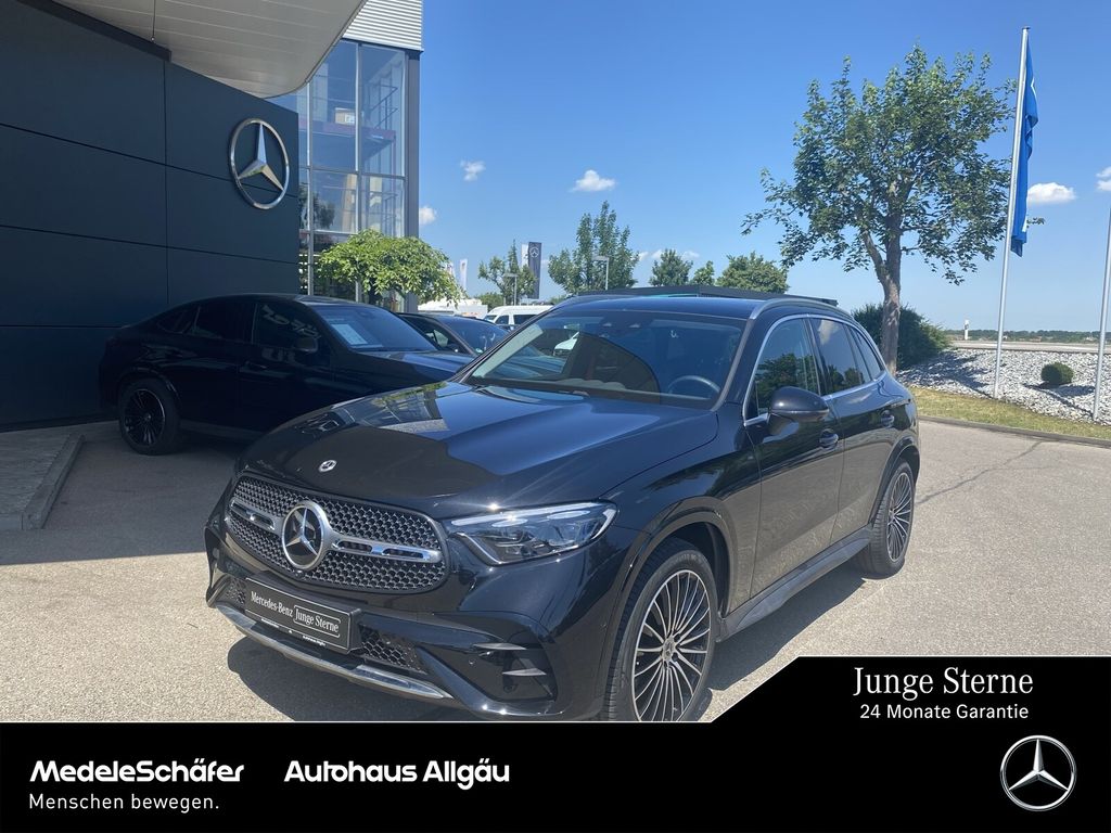 Mercedes-Benz GLC 220 2025 г. Чёрный, пробег 13599 км