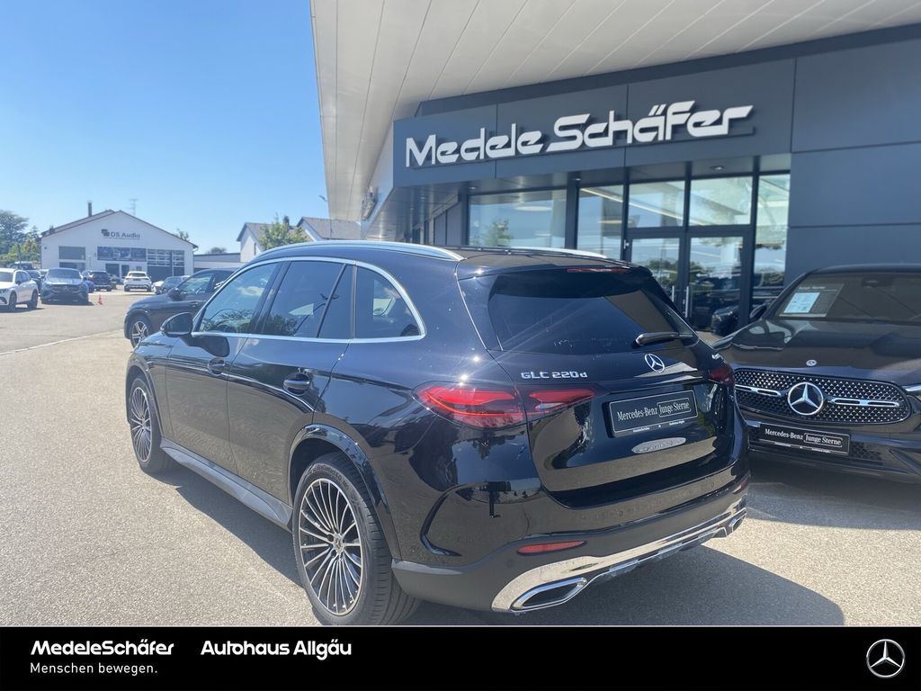 Mercedes-Benz GLC 220 2025 г. Чёрный, пробег 13599 км