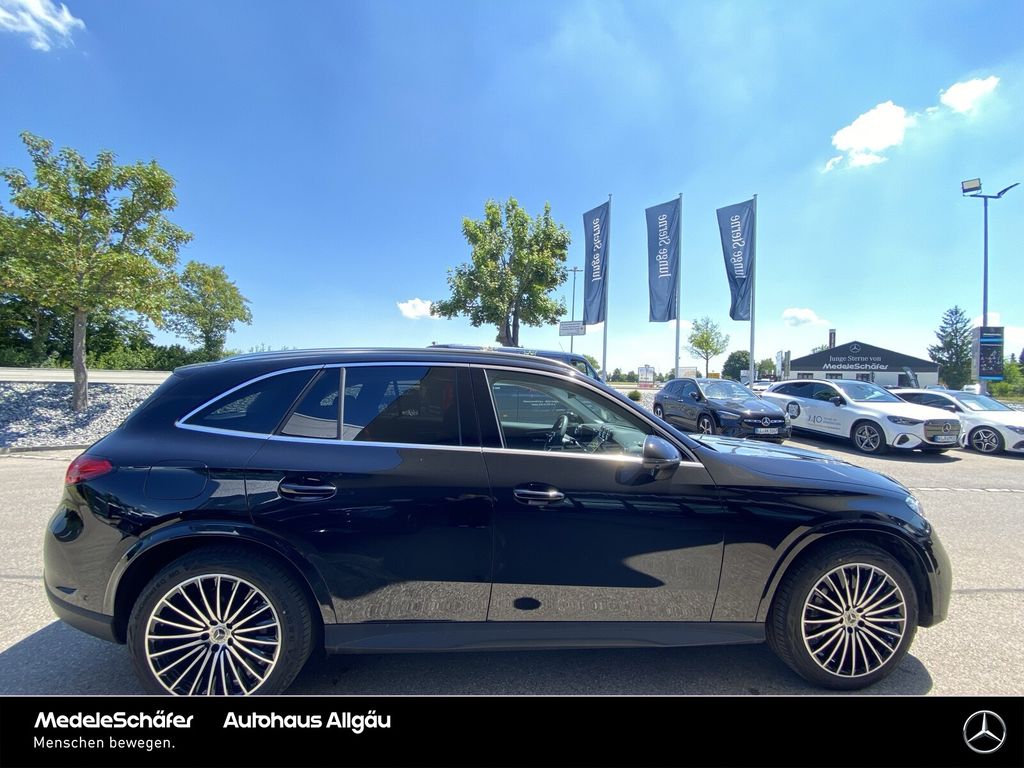 Mercedes-Benz GLC 220 2025 г. Чёрный, пробег 13599 км